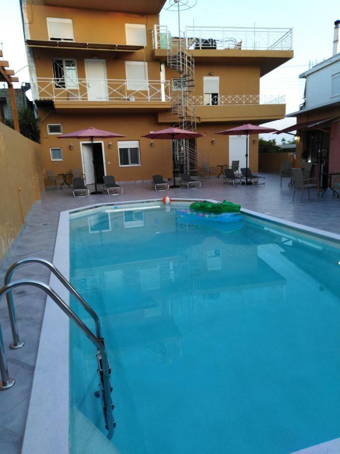 Lägenhetshotell Souvlakis Pool *